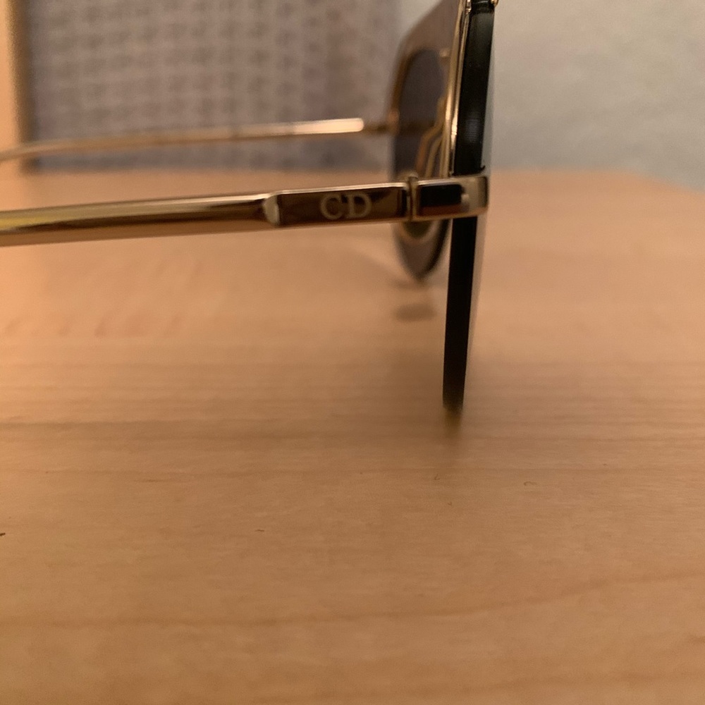 Dior Gold Aviator Sunglasses - Picture 6 of 6